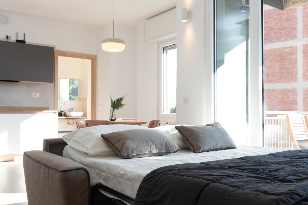 New Exclusive Melegnano Apartments- Near Train Station Εξωτερικό φωτογραφία