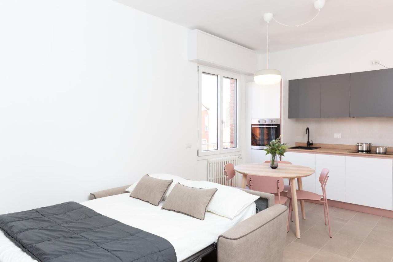 New Exclusive Melegnano Apartments- Near Train Station Εξωτερικό φωτογραφία