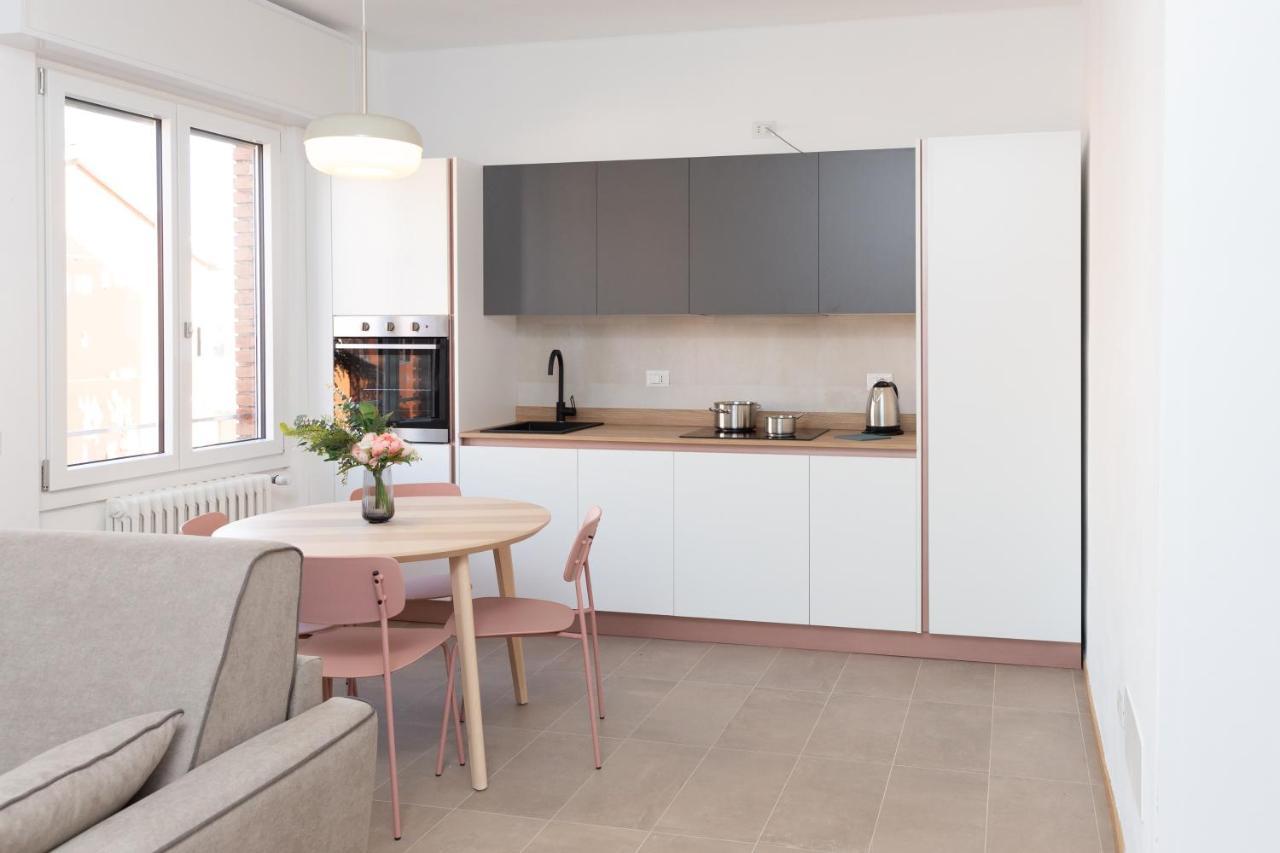 New Exclusive Melegnano Apartments- Near Train Station Εξωτερικό φωτογραφία